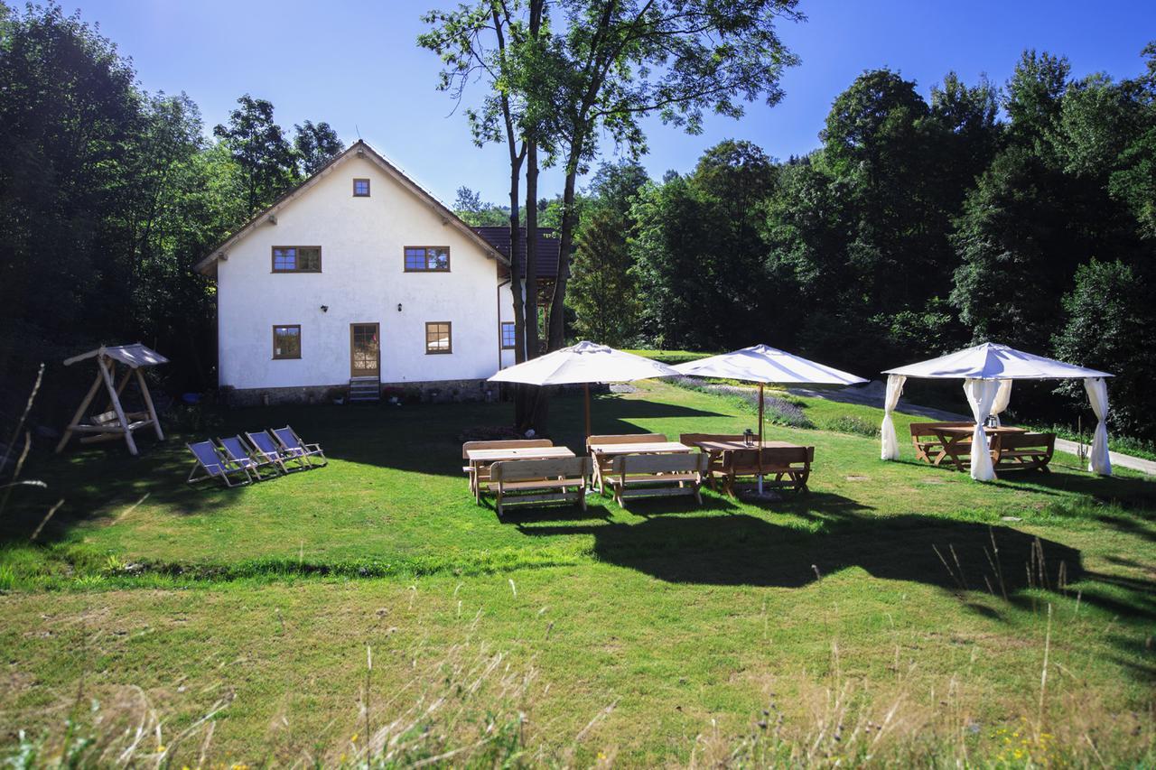 Pensjonat Pod Gora Karczmisko Konradow  Exterior photo