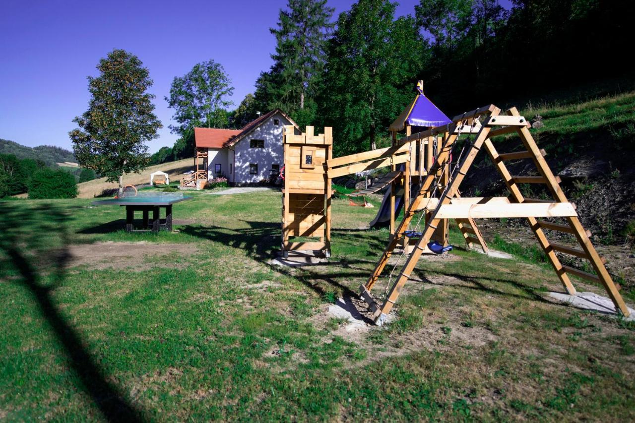 Pensjonat Pod Gora Karczmisko Konradow  Exterior photo